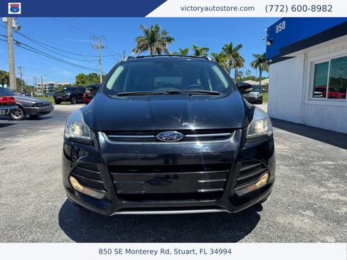 Used 2016 Ford Escape Titanium w/ Equipment Group 301A AWD/4WD image 2
