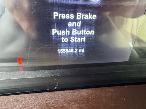 Used 2015 RAM 1500 Laramie w/ Convenience Group image 19