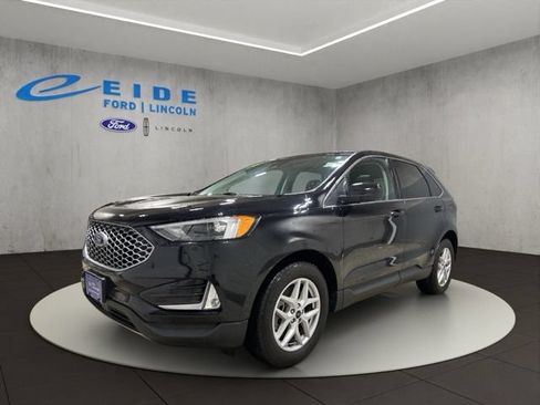 Certified 2024 Ford Edge SEL w/ Convenience Package AWD/4WD image 5