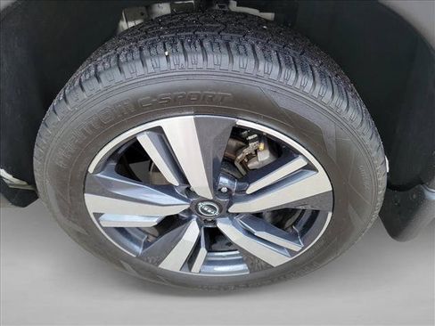 Used 2023 Nissan Rogue SL w/ SL Premium Package FWD image 9