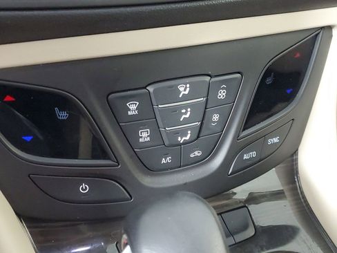 Used 2019 Buick Envision Essence image 20