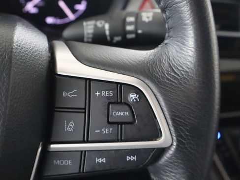 Used 2021 Toyota Sienna XLE image 25