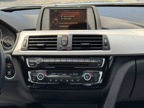 Used 2016 BMW 320i Sedan RWD image 14