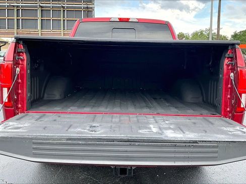 Used 2018 Ford F150 Lariat RWD image 30