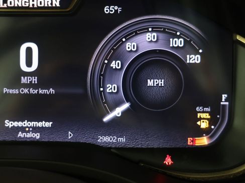Used 2025 RAM 1500 Limited AWD/4WD image 12
