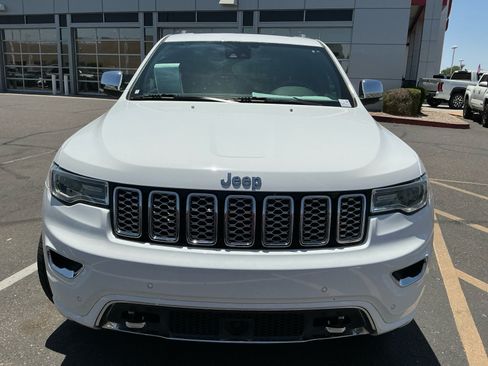 Used 2018 Jeep Grand Cherokee Overland RWD image 23