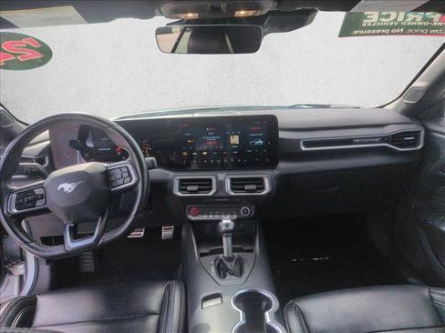 Used 2024 Ford Mustang Premium image 17