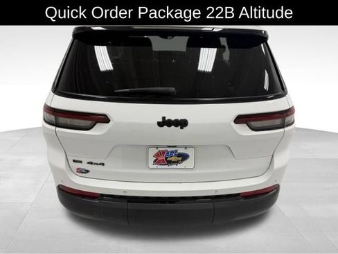 Used 2021 Jeep Grand Cherokee L Laredo AWD/4WD image 4
