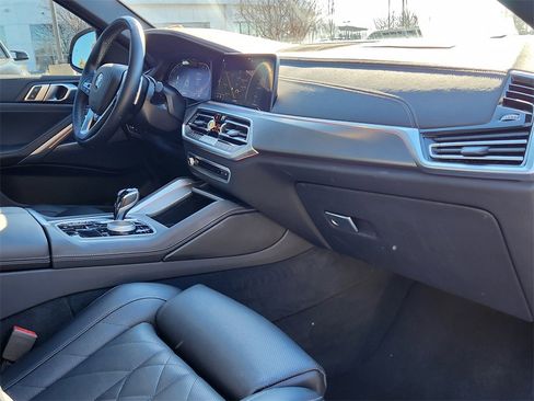 Used 2023 BMW X6 xDrive40i image 16