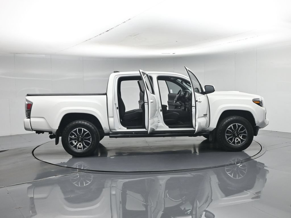 Used 2023 Toyota Tacoma TRD Sport w/ Black Out Package (TMS) AWD/4WD image 5