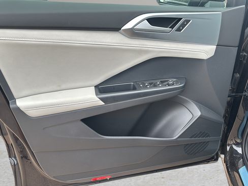 New 2026 Volkswagen Taos SE AWD/4WD image 20