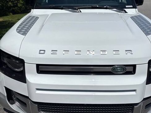 Certified 2023 Land Rover Defender 110 S AWD/4WD image 13