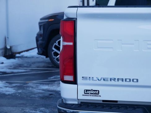 New 2026 Chevrolet Silverado 2500 LTZ w/ LTZ Premium Package AWD/4WD image 6