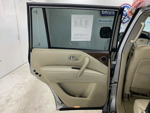 Used 2016 INFINITI QX80 Luxe w/ 22" Wheel Package image 26