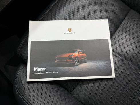 Certified 2024 Porsche Macan image 57