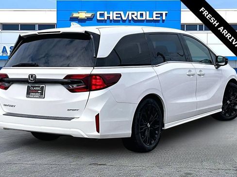 Used 2025 Honda Odyssey Sport-L image 18