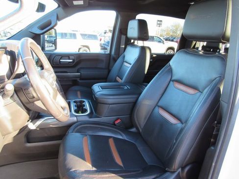 Used 2021 GMC Sierra 2500 AT4 w/ AT4 Premium Plus Package image 14