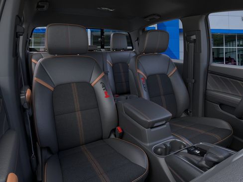 New 2026 GMC Canyon AT4 image 17