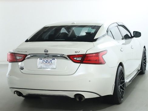 Used 2017 Nissan Maxima 3.5 SV w/ Interior Lighting Package image 44