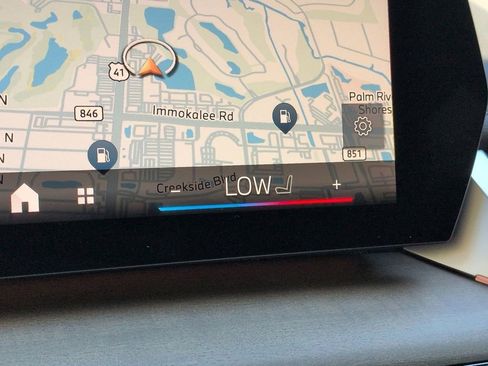 New 2026 BMW X1 xDrive28i w/ Technology Package image 23