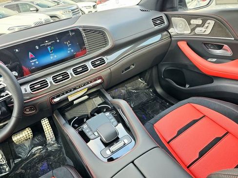 New 2026 Mercedes-Benz GLE 53 AMG 4MATIC Coupe image 31