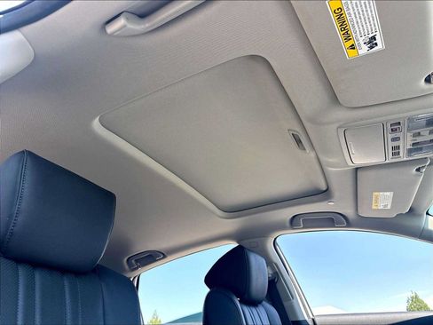 Used 2020 Honda Accord Touring image 23