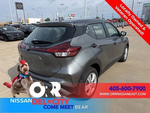 Certified 2025 Nissan Kicks Play S FWD image 5