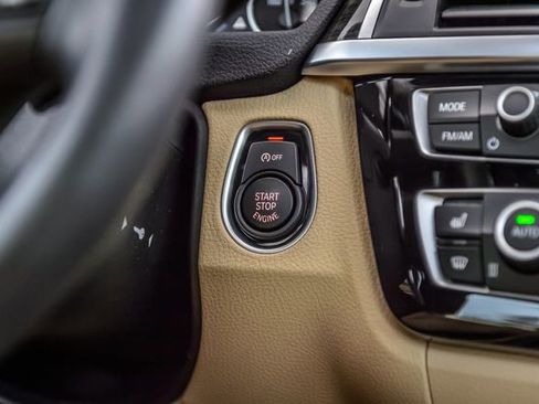 Used 2017 BMW 340i xDrive Sedan image 35