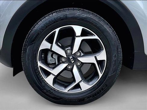 Used 2022 Kia Sportage LX AWD/4WD image 10