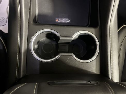 Used 2024 GMC Yukon SLT image 22