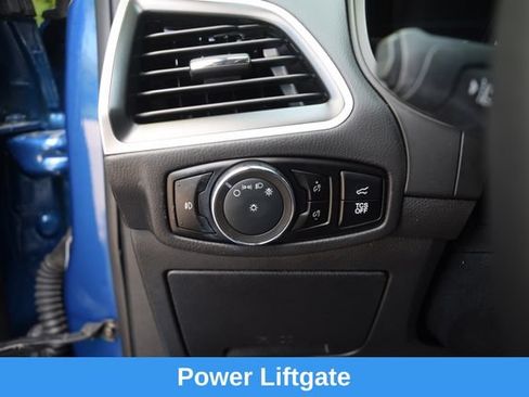 Used 2024 Ford Edge SEL w/ Convenience Package AWD/4WD image 7