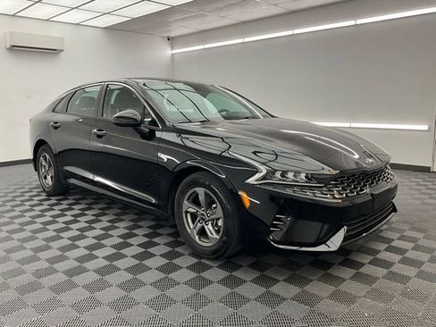 Used 2021 Kia K5 LXS FWD image 3