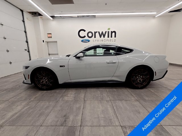 New 2026 Ford Mustang GT w/ GT Performance Package RWD image 2