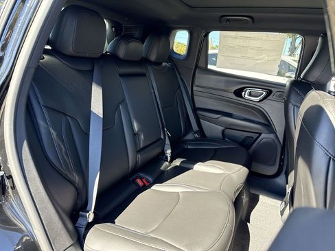 New 2026 Jeep Compass Limited w/ Sun, Sound & Navigation Group image 25