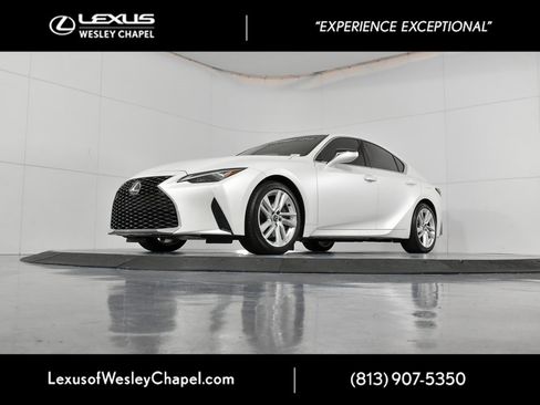 Used 2025 Lexus IS 300 w/ Comfort Package image 13