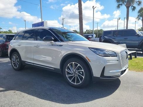 Used 2023 Lincoln Corsair FWD w/ Equipment Group 101A image 1