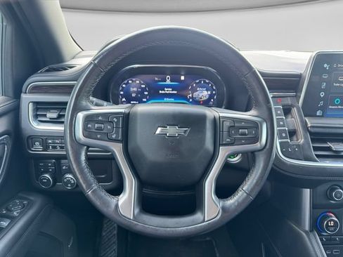 Certified 2022 Chevrolet Suburban Z71 w/ Luxury Package AWD/4WD image 12