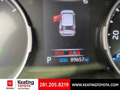 Used 2022 Toyota RAV4 XLE w/ Convenience Package AWD/4WD image 13
