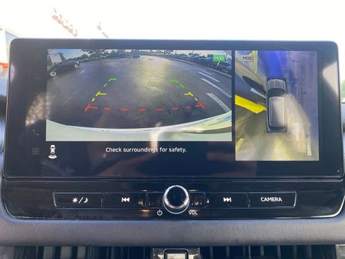 Used 2025 Mitsubishi Outlander SE FWD image 22