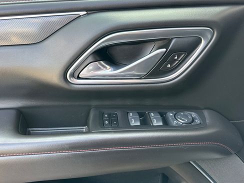 Used 2021 Chevrolet Tahoe RST w/ Luxury Package image 11