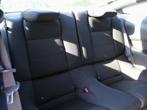 Used 2012 Ford Mustang Coupe image 22