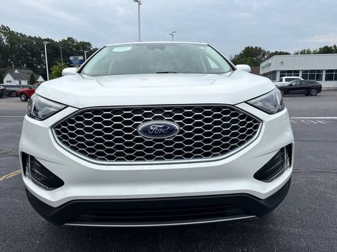 Used 2024 Ford Edge SEL w/ Convenience Package AWD/4WD image 3