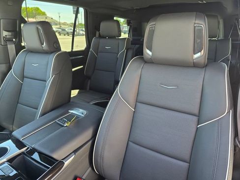 New 2026 Cadillac Escalade Luxury w/ Touring Package AWD/4WD image 24