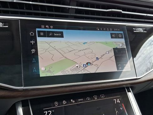 Used 2024 Audi Q8 Prestige image 17