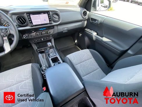 Certified 2023 Toyota Tacoma TRD Off-Road w/ Technology Package AWD/4WD image 27