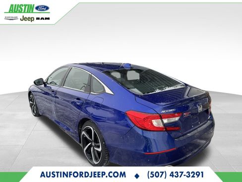 Used 2018 Honda Accord Sport image 3