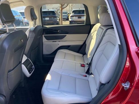 New 2026 Lincoln Nautilus Premier image 7