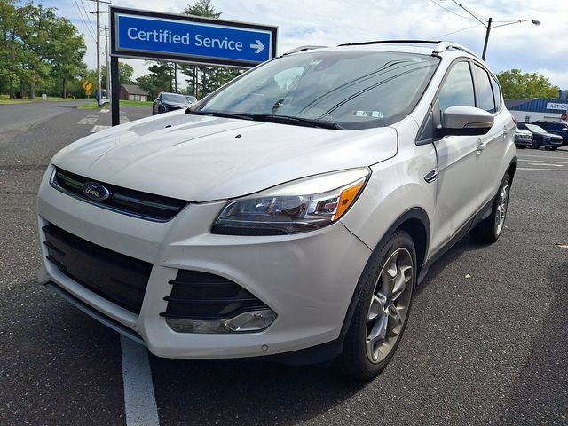 Used 2015 Ford Escape Titanium w/ Equipment Group 301A AWD/4WD image 3