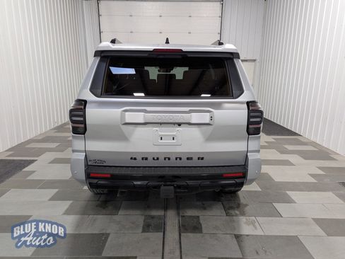 Used 2025 Toyota 4Runner TRD Sport image 3