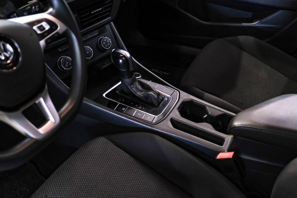 Used 2020 Volkswagen Jetta S w/ Driver Assistance Package FWD image 24